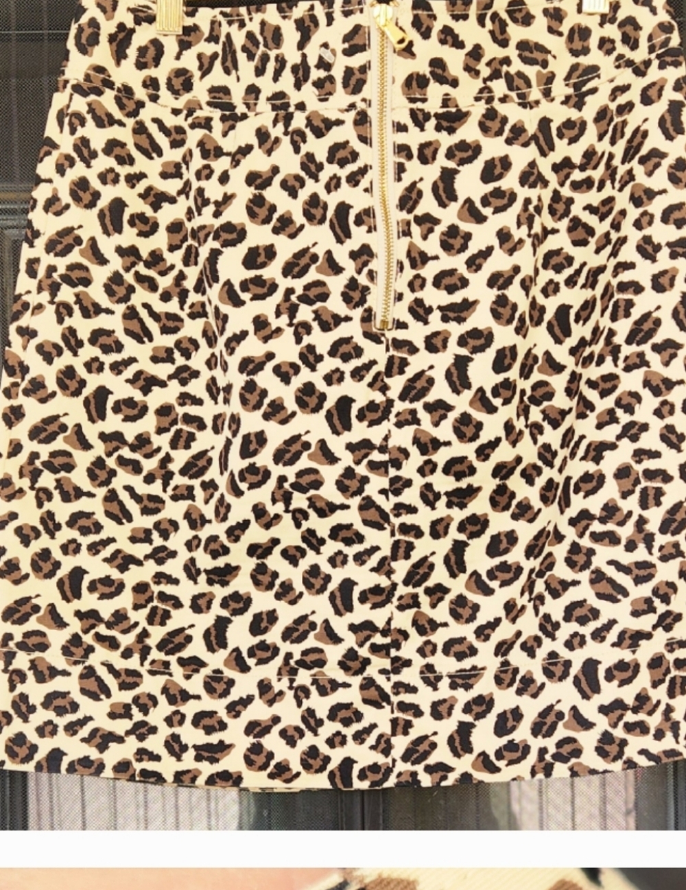 Marc by Marc Jacobs Beige and Black Leopard Print Mini Skirt - Picture 2 of 2